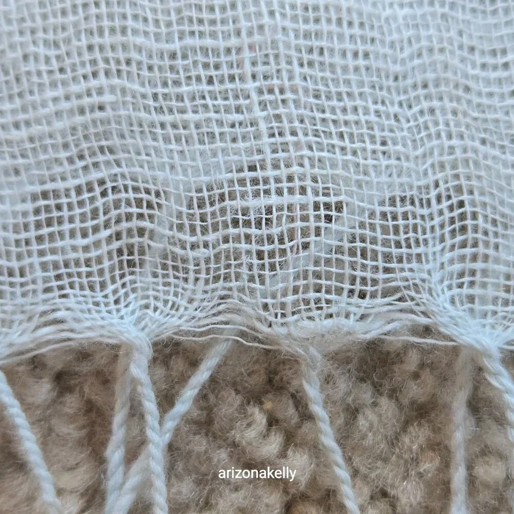 Linen Scarf PALE BLUE - Picture 6 of 14